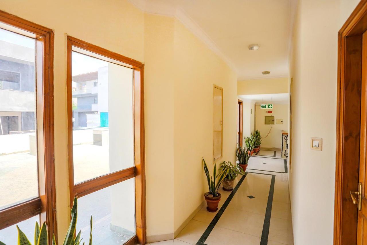 Fabhotel Altus Gurgaon Exteriör bild