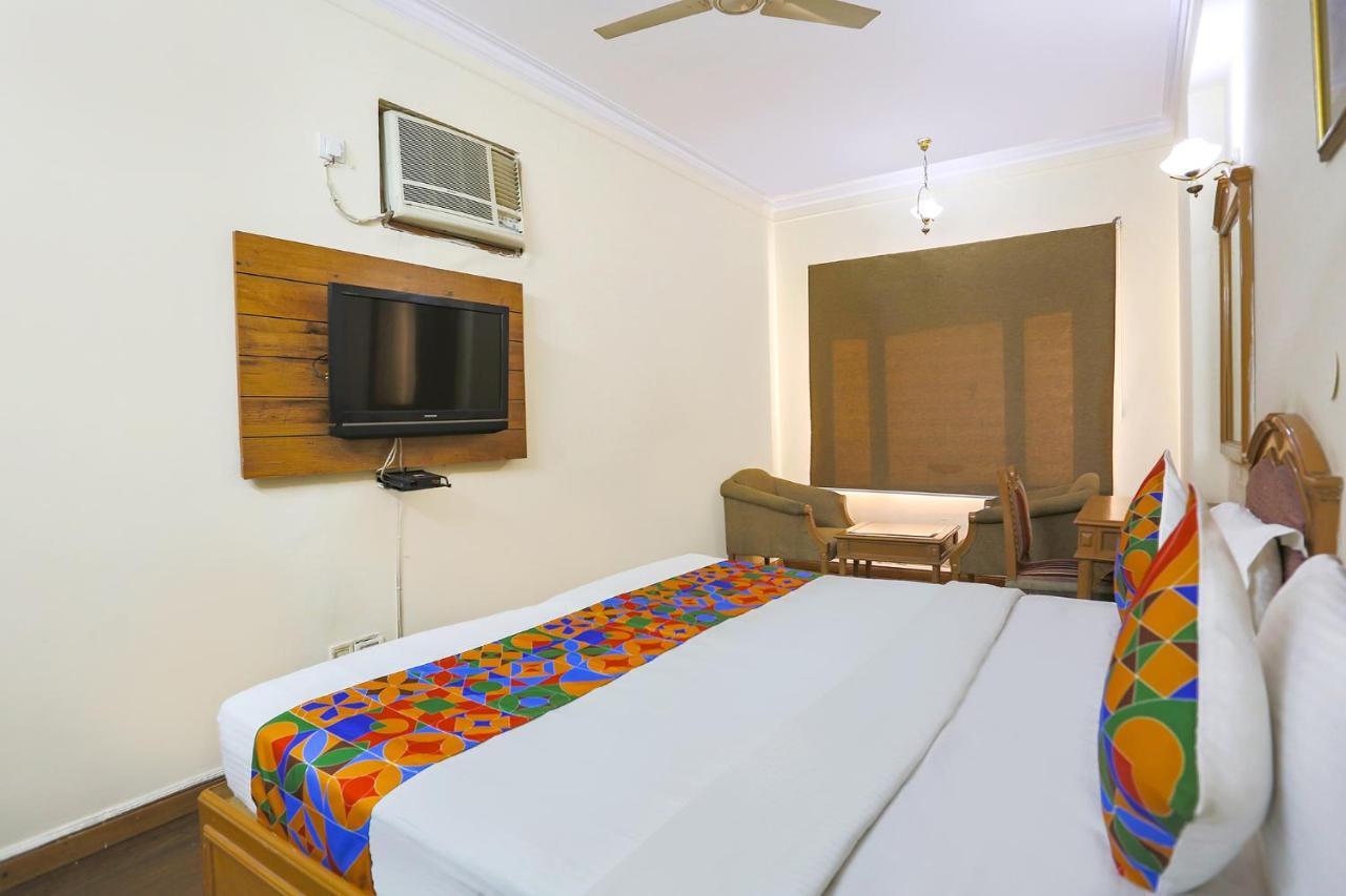 Fabhotel Altus Gurgaon Exteriör bild